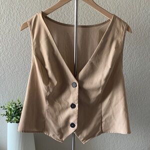 SHEIN Tan Button-Up Vest